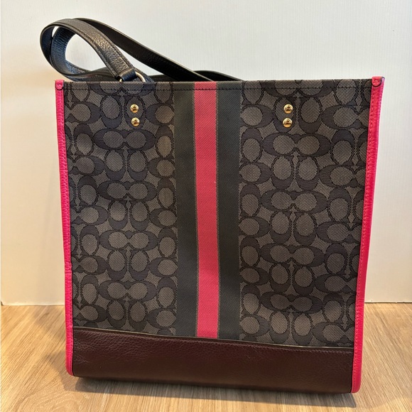 Sold - Picture 4 of 7